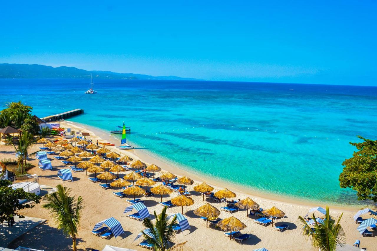 Grand Decameron Cornwall Beach, A Trademark All-Inclusive Resort Montego Bay Dış mekan fotoğraf