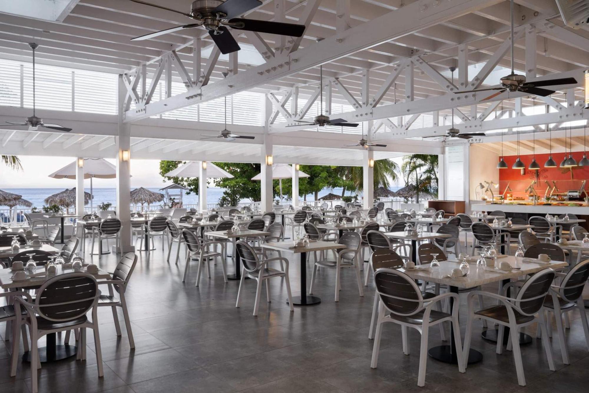 Grand Decameron Cornwall Beach, A Trademark All-Inclusive Resort Montego Bay Dış mekan fotoğraf