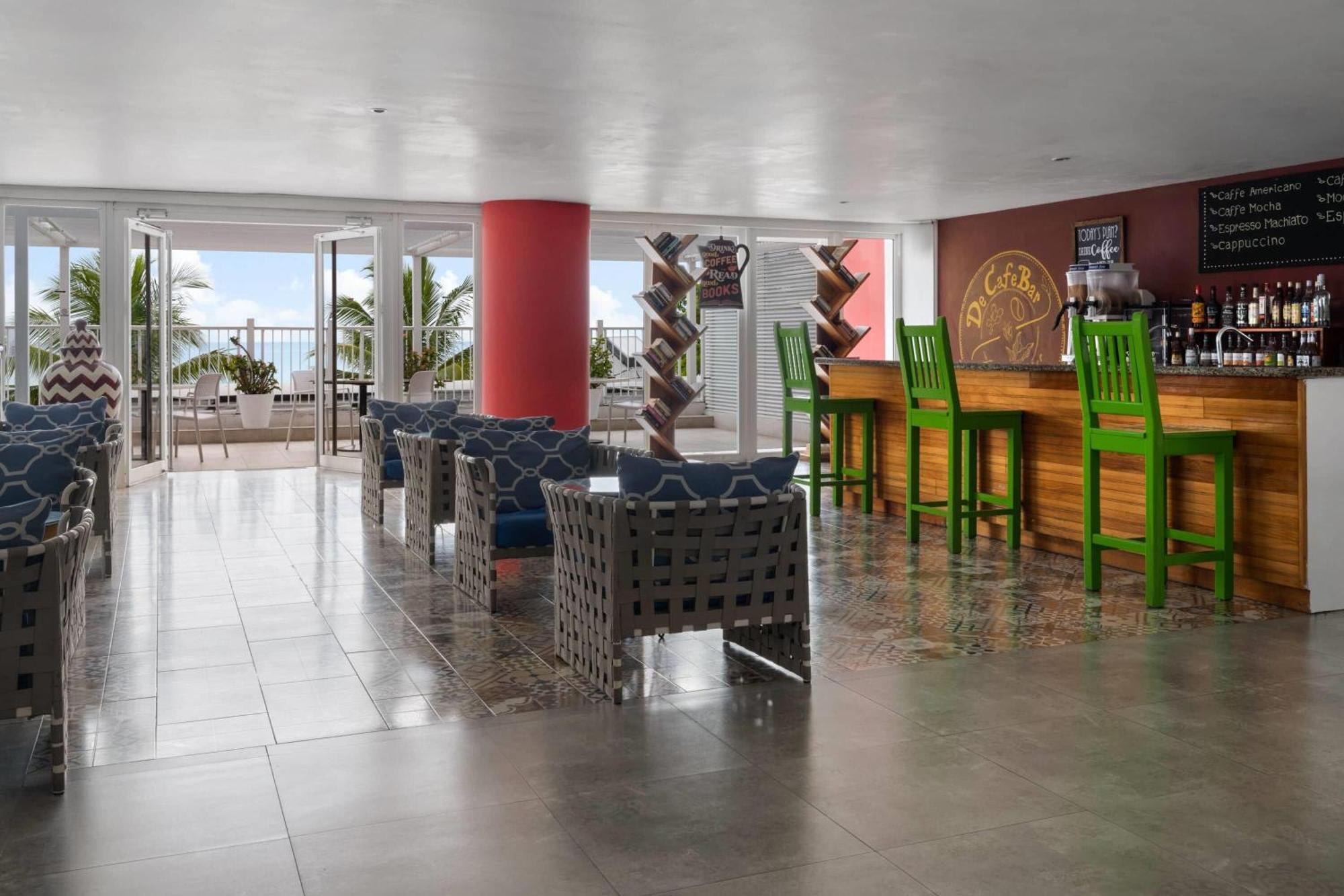 Grand Decameron Cornwall Beach, A Trademark All-Inclusive Resort Montego Bay Dış mekan fotoğraf