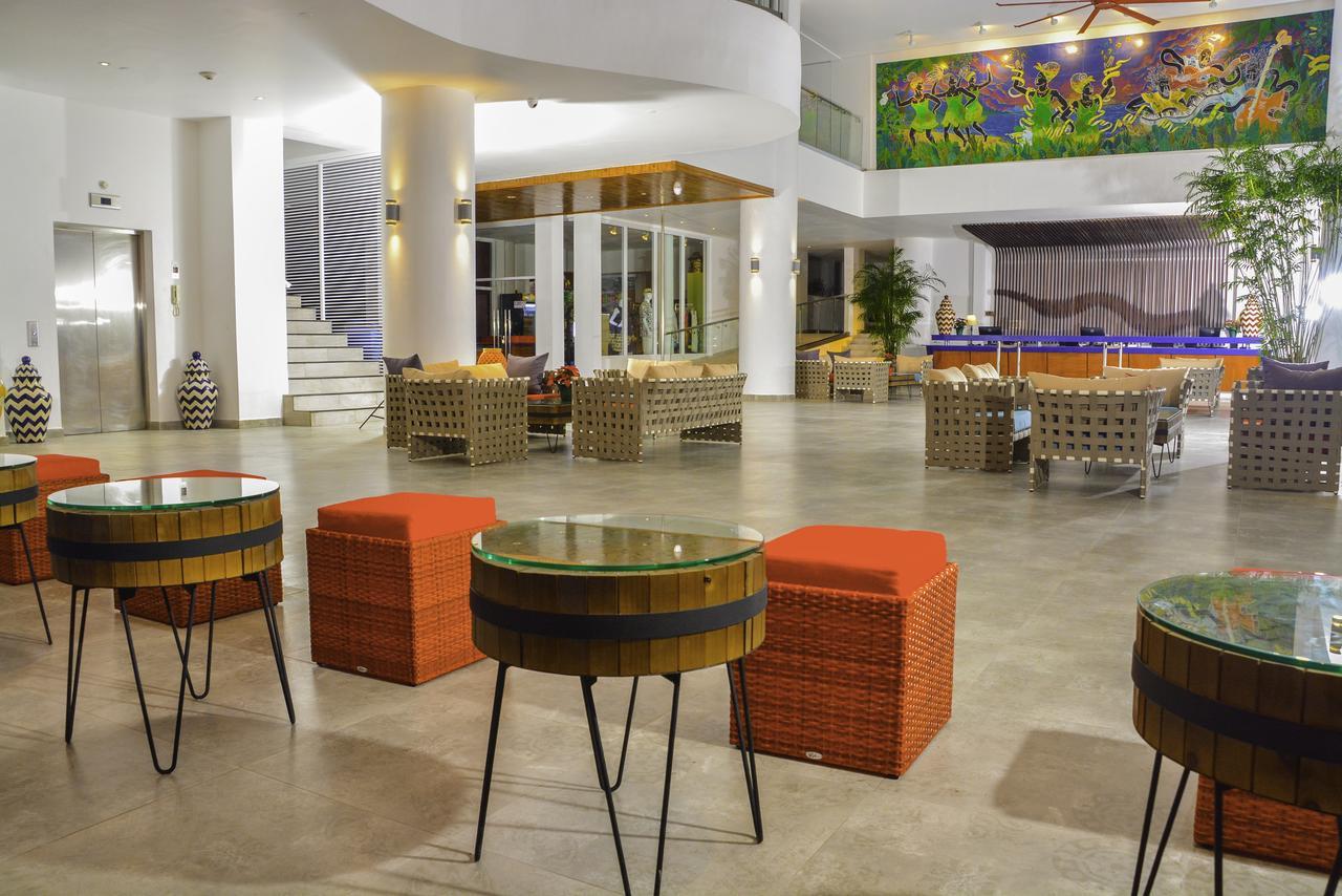 Grand Decameron Cornwall Beach, A Trademark All-Inclusive Resort Montego Bay Dış mekan fotoğraf