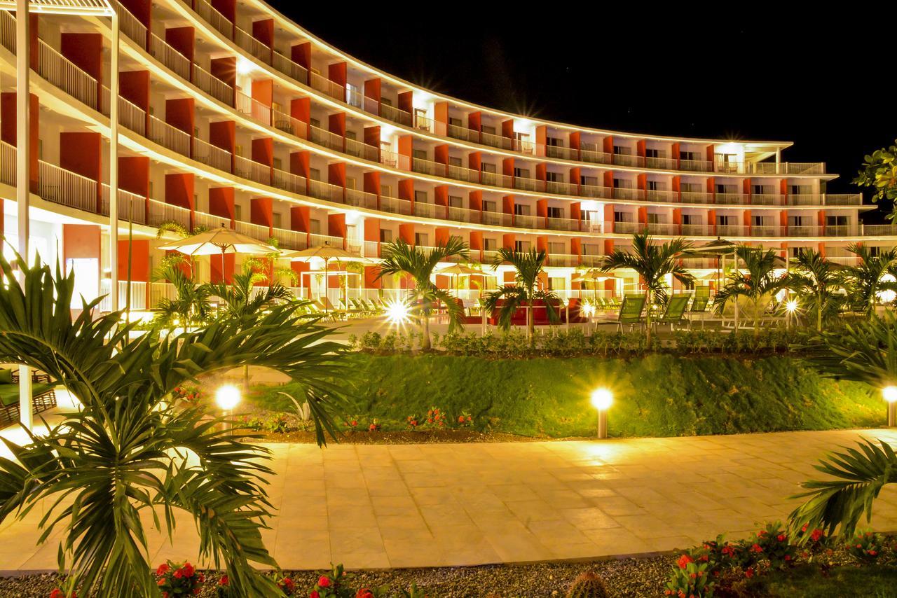Grand Decameron Cornwall Beach, A Trademark All-Inclusive Resort Montego Bay Dış mekan fotoğraf